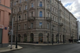 Недвижимость Квартиры / 4-к квартира, 305 м², 3/5 эт.