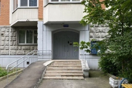 Недвижимость Квартиры / 3-к квартира, 70 м², 1/14 эт.