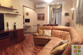 4-к квартира, 106 м², 6/8 эт.