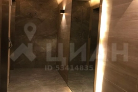 Видовая студия с мебелью у метро