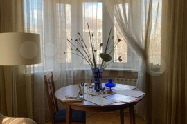 2-к. квартира, 72 м², 3/9 эт.