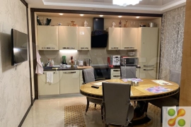 3-к. квартира, 90 м², 30/39 эт.