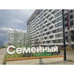 Евродвушка на Лавровой с лоджией