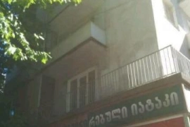 Продам квартиру 2-к квартира 45 м² на 2 этаже 9-этажного панельного дома / Квартиры